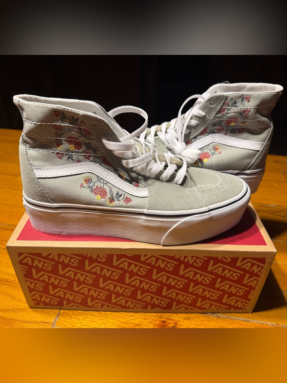 Vans Women's High-Top Floral Sneakers in Light Olive and White